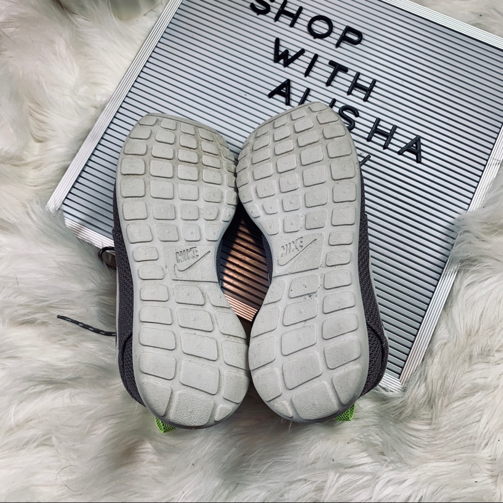 GUC Gray Nike Roshe One’s - Picture 5 of 5